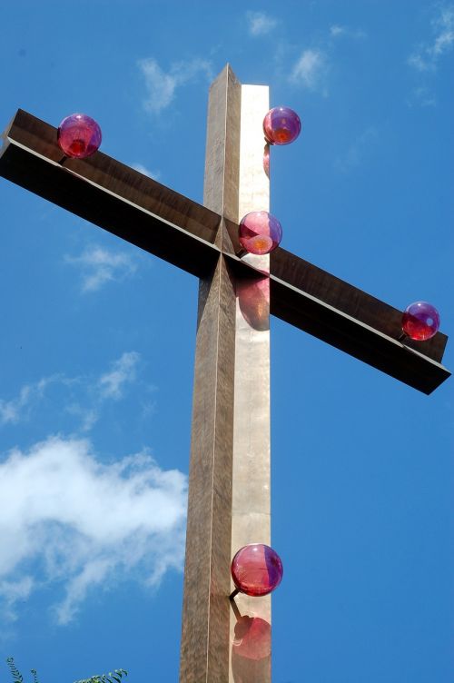 cross modern monument