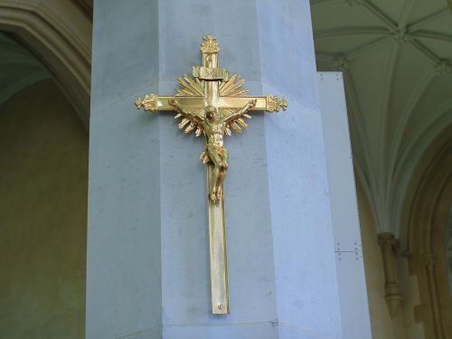 crucifix gold cross