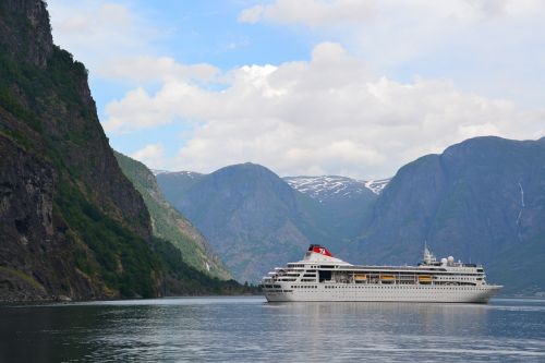 cruise cruise ship ship