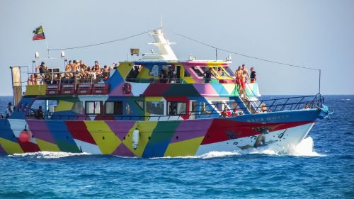 cruise boat colors tourism