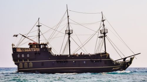 cruise ship cyprus ayia napa