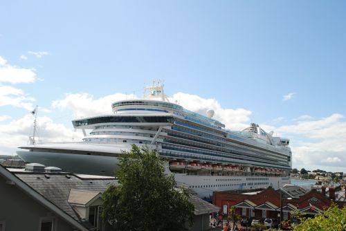 cruise ship ship berthed