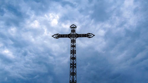 cruz  salvation  sacrifice