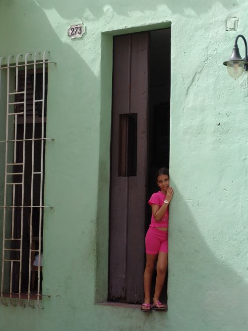 cuba girl old house