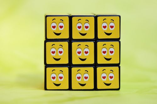 cube smilies love