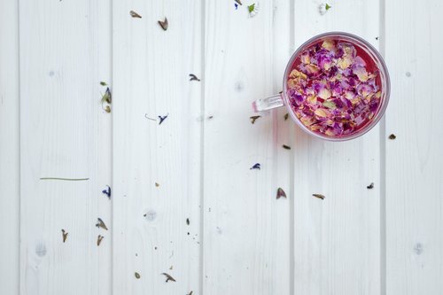 cup  tea  table