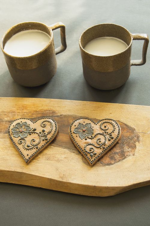 cups ceramics heart