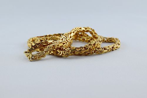 curb chain king chain yellow gold