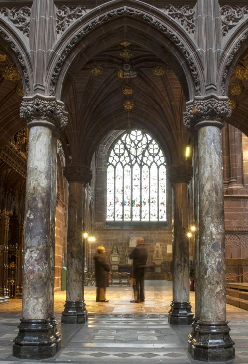 curch columns building