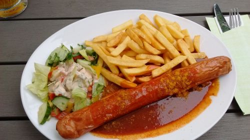 currywurst eat french fries
