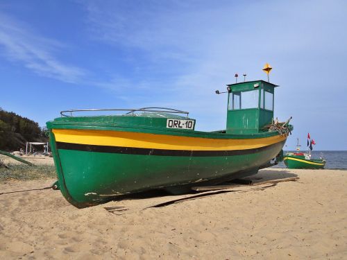 cutter boat the barge