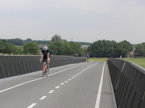 cyclist race bike netherlands