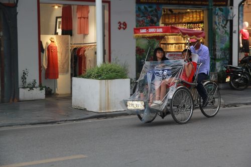 cyclo the street natural