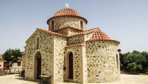 cyprus dromolaxia chapel