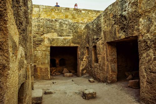 cyprus paphos tombs of the kings