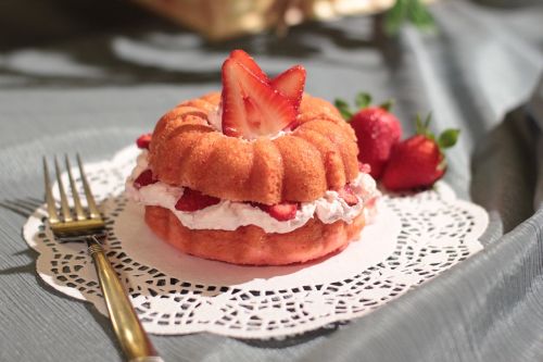 dainty strawberry shortcake health