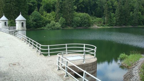 neustadt dam dam nature