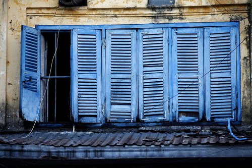 danang  the ancient town  window