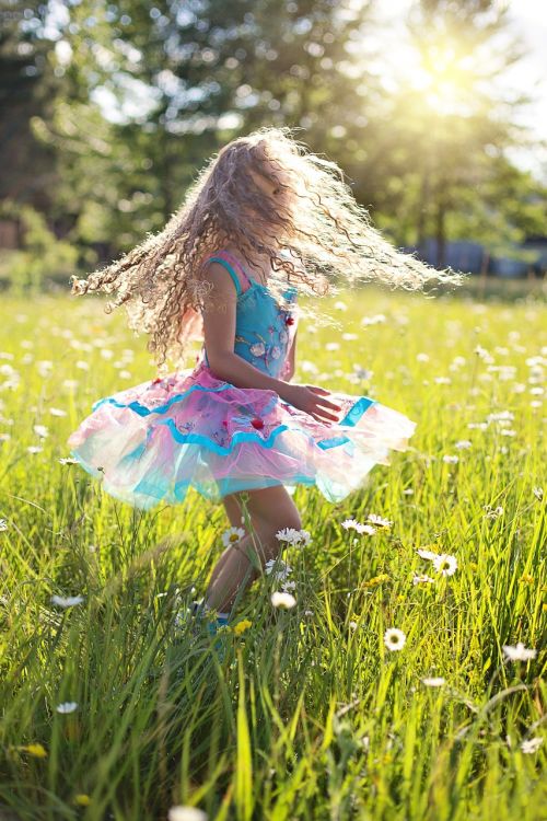 dance little girl twirling