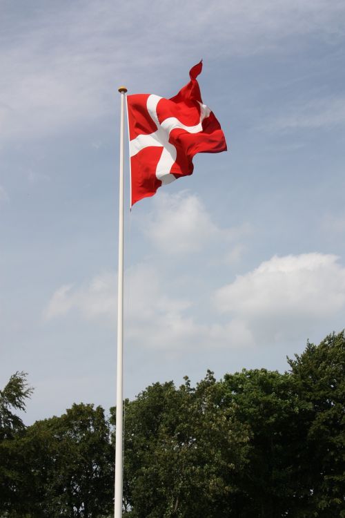 danish flag dannebrog flag