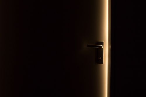 dark door door handle