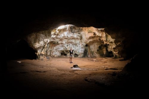 dark cave travel