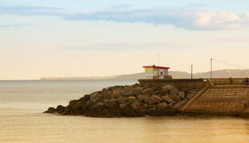 dawlish sea coast