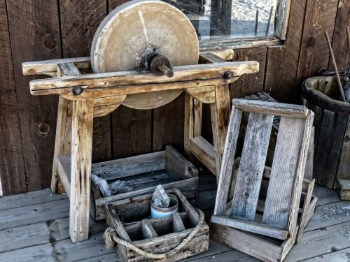 deadman ranch ancient buildings