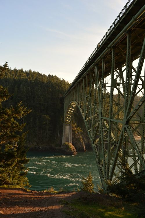 deception pass washington bridge