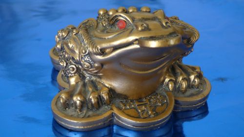 decor frog money