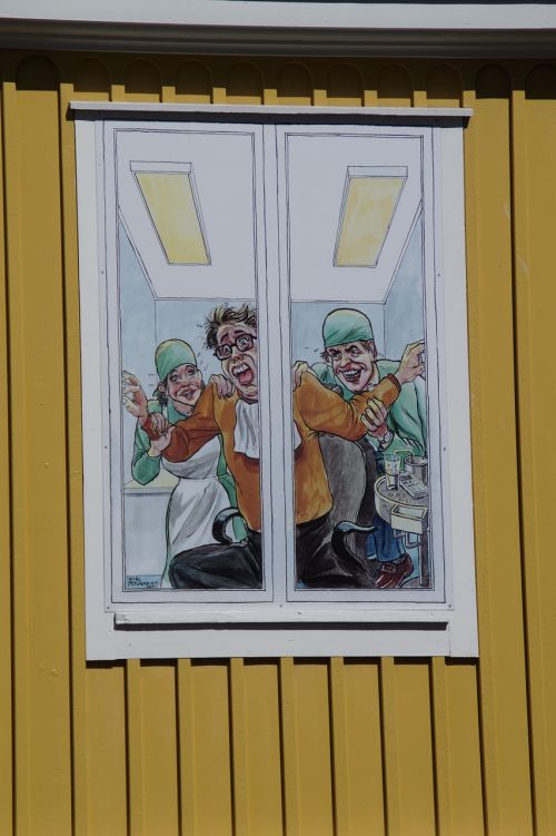 dentist window advertising