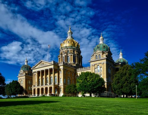 des moines iowa state capitol