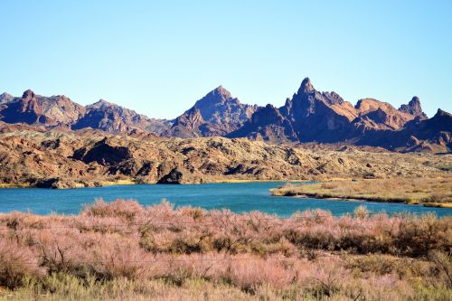 desert mountains landscape