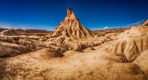 desert mountain landscape