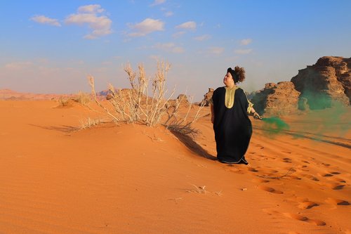 desert  lady  girl