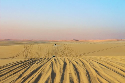 desert  qatar  inland sea