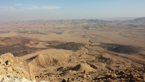 desert crater negev