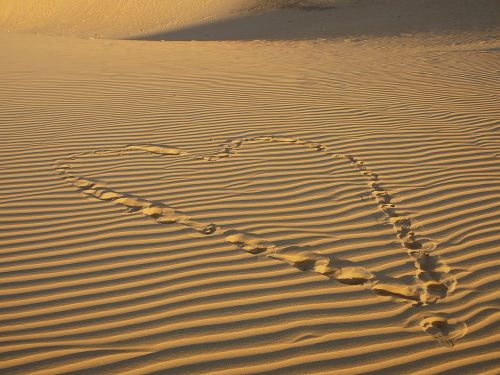 desert heart sand desert