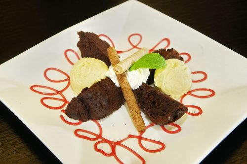 dessert ice cream chocolate cake