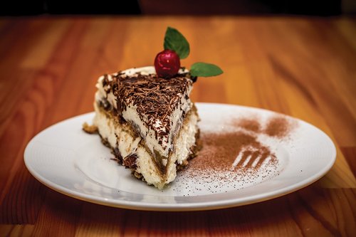 dessert  cake  tiramisu