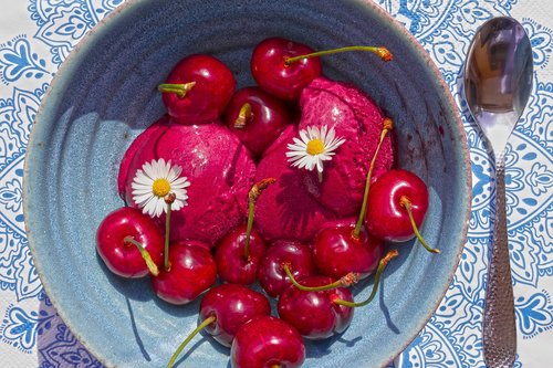 dessert  sorbet  cherries