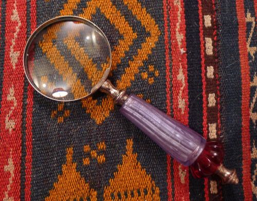 detective magnifying glass magnifying