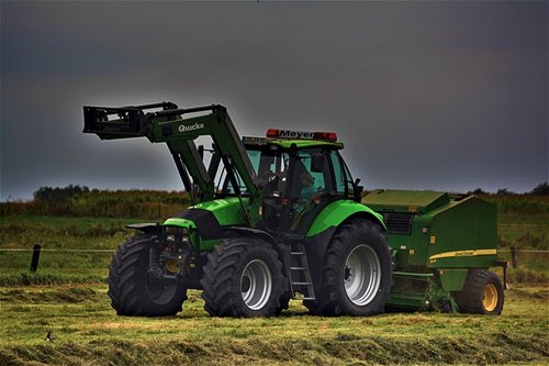 deutz  tractors  tractor