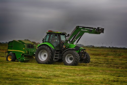 deutz  tractors  tractor