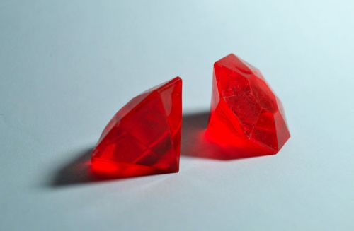 diamond red toy