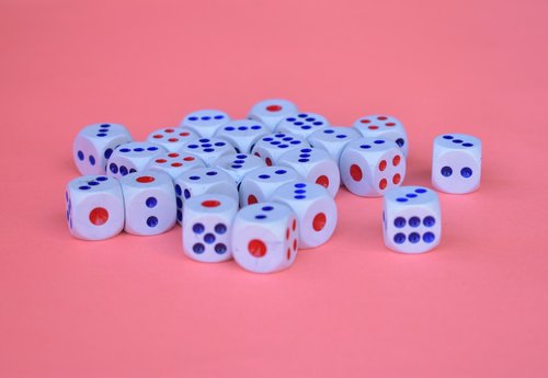 dices  cubes  chances