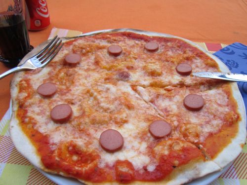 dinner pizza italian