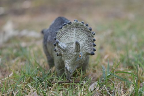 dinosaur  toy  miniature
