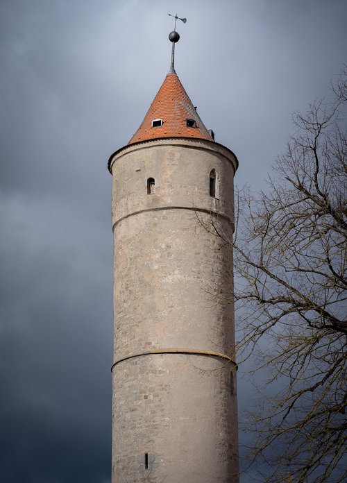 dinosaur  fachwerkhaus  tower