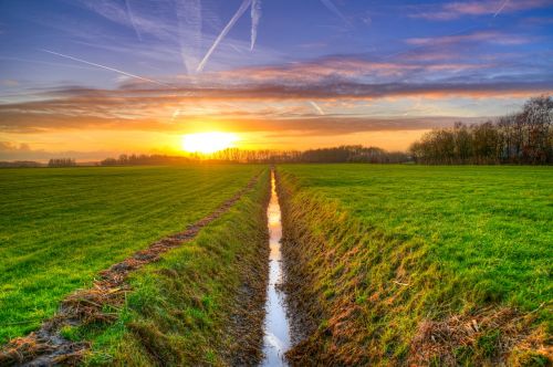 ditch sunset hdr